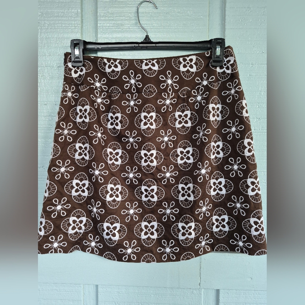 LOFT Brown White Floral Embroidery Mini Skirt 8  Cottagecore Coquette Classy